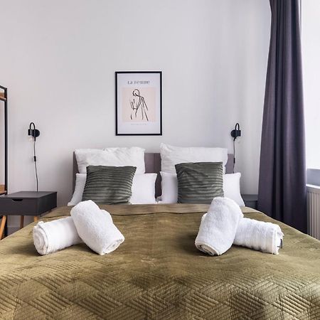 Central Apartment In Heart Of Берлин Экстерьер фото
