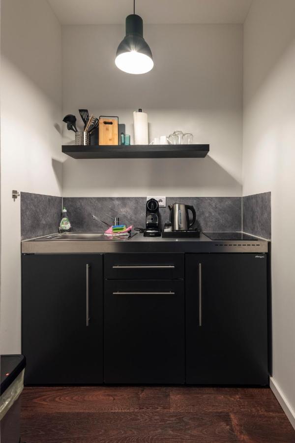 Central Apartment In Heart Of Берлин Экстерьер фото