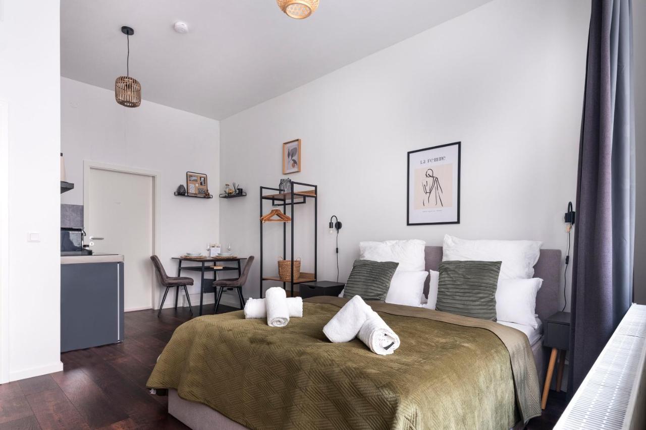 Central Apartment In Heart Of Берлин Экстерьер фото